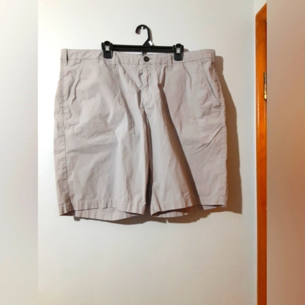 Timberland Men's Chino Shorts Gray Color With Pockets Size 42W Hiking Outdoors